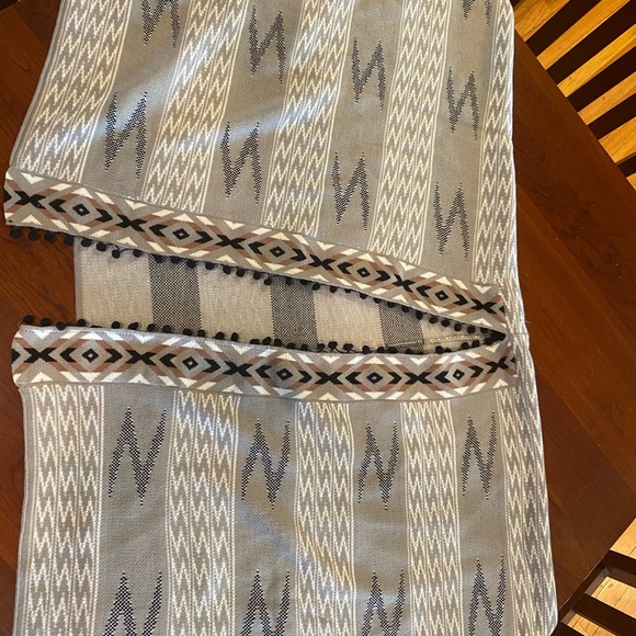 Boho print “Over the Shoulder” Poncho - Picture 3 of 4